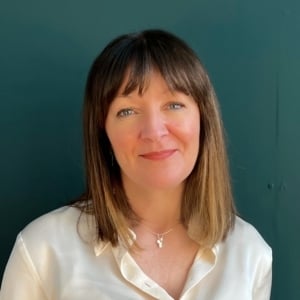 Lesley Bell - May Associate 2025